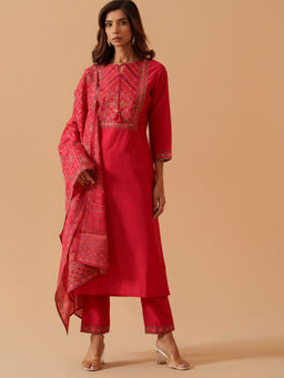 Suha - Rani Colour Roman Silk Kurta & Pant With Dupatta