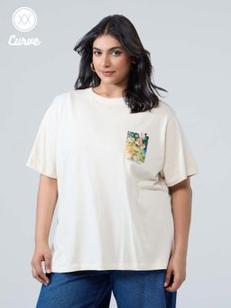 Twenty Dresses by Nykaa Fashion - Curve Off White Oversized Floral Graphic Print Half Sleeves Tshirt