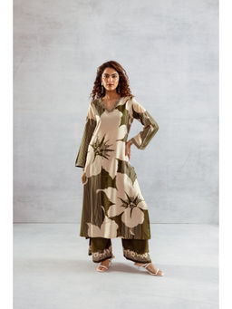 Nehamta - Women Green Beige German Rayon Kurta & Palazzo (Set of 2)