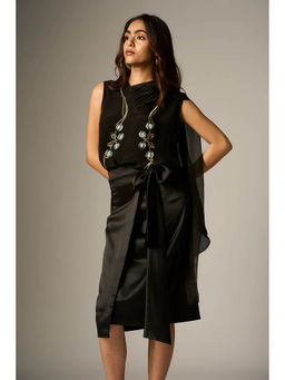 nona - Black Lehr Scarf Top