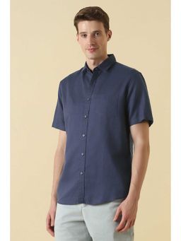 Allen Solly - Men Navy Classic Fit Solid Half Sleeves Casual Shirt