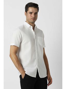 Peter England - Men White Slim Fit Solid Half Sleeves Casual Shirt