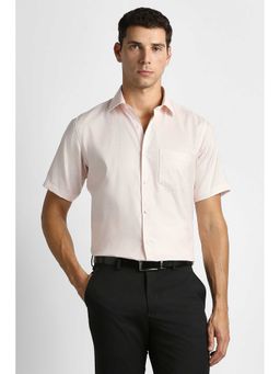 Van Heusen - Men Peach Textured Half Sleeves Formal Shirt