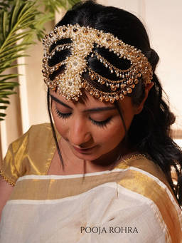 Label Pooja Rohra - Gold Lehriya Headband