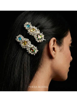 Label Pooja Rohra - Silver Oorvi Hairclip