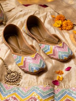Devano - Women Multi-Color Sequins Rangrez Juttis