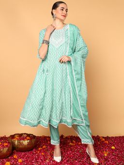 Vaamsi - Women Sea Green Viscose Rayon Printed Flared Kurta Trouser with Dupatta (Set of 3)