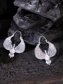 Studio One Love - Proud Eagle Earrings Made of Brass in Silver Color