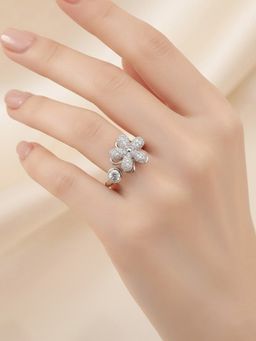 Designs & You - Silver Plated Star Shaped Rotatable Adjustable Ring