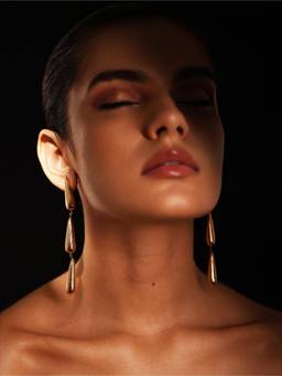 VARNIKA ARORA - Dew Drift Tier Earrings