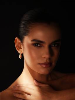 VARNIKA ARORA - Still Motion Drop Earrings