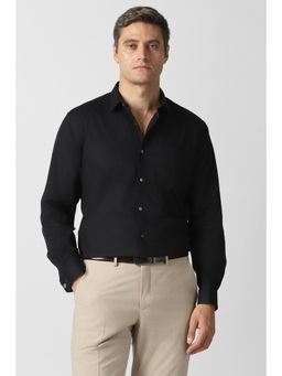 Van Heusen - Men Black Solid Full Sleeves Formal Shirt