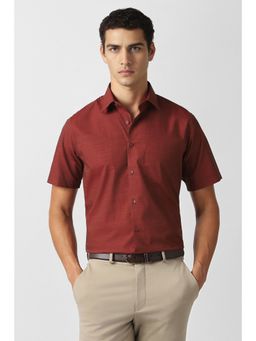 Van Heusen - Men Maroon Textured Half Sleeves Wedding Shirt