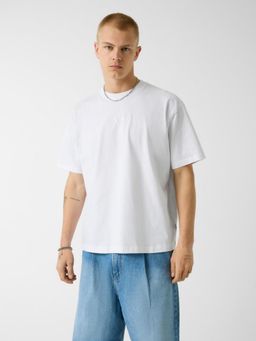 Guess - Men White Solid/Plain Pure Cotton Oversized Fit T-Shirt