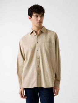 Guess - Men Beige Solid/Plain Pure Cotton Comfortable Fit Shirt