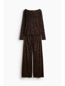 Brown color option, Currently selected