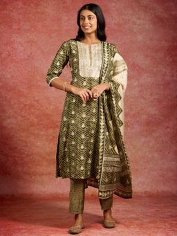 Libas - Women Green Silk Blend Printed Kurta with Pant and Dupatta (Set of 3)