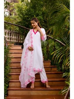 POMCHA - Gaurangi Ruzma White Pink Embroidery Cotton Kurta with Pant and Dupatta (Set of 3)