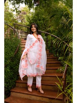 POMCHA - Gaurangi Ruhani White Orange Embroidery Kurta with Pant and Dupatta (Set of 3)
