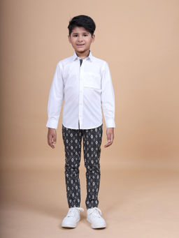 R R Blue - White Collared Shirt With Printed Trimming