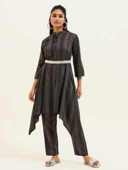 Jaipur Kurti - Black Yarn-Dyed Mirror Work Co-ord with Belt (Set of 3)