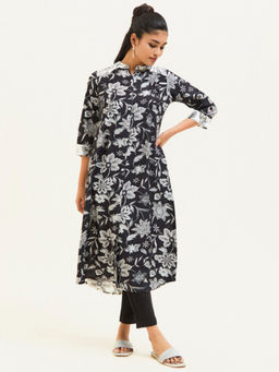 Jaipur Kurti - Black Floral Printed A-line Viscose Rayon Kurta