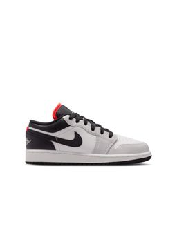 Nike - Unisex Air Jordan 1 Low Sneakers