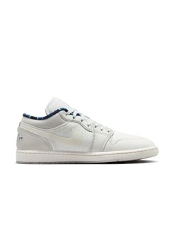 Nike - Mens Air Jordan 1 Low SE Sneakers