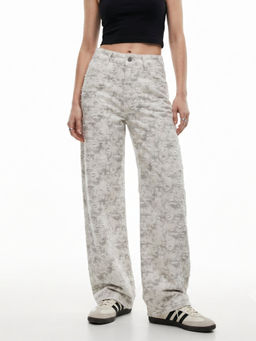 Outzidr - Off White High Waisted Textured Baggy Jeans