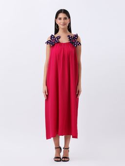 Qurvii - Magenta with Statement Flower Bow Midi Dress