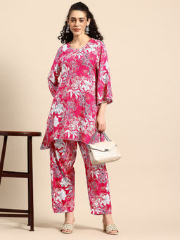 Sia - Ab Pehnegi Duniya - Women's Pink Rayon Floral Print Kurta And Pant