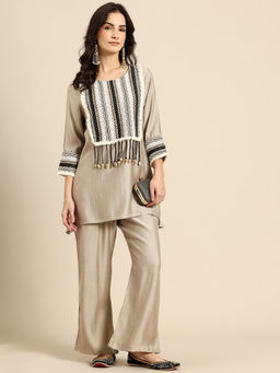 Sia - Ab Pehnegi Duniya - Women's Grey Art Silk Embroidered Co-Ord Set