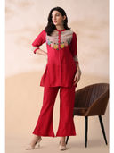 Red color option, Sold out, Currently selected