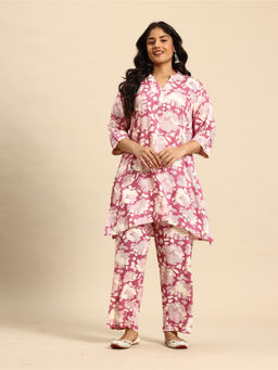 Sia - Ab Pehnegi Duniya - Women's Rayon Floral Printed Pink Mlty Co-Ord Set