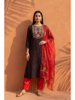 Folksong - Women's Bandhani Embroidered Kurta With Pant & Dupatta