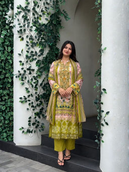 Odette - Women's Multi-Colour Silk Printed Kurta With Pant & Dupatta