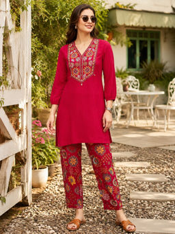 Nayam by lakshita - Women's Red A-Line Embroidered Kurta And Pant