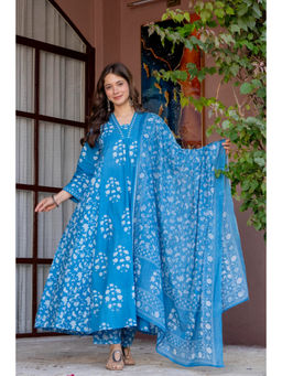 GEKHA - Women's Blue Pure Cotton Floral Print Kurta With Pant & Dupatta