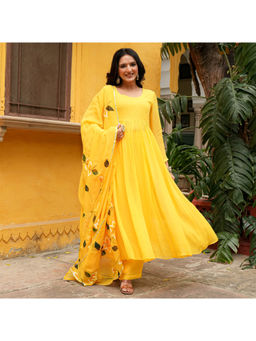 Urbanstree - Mishka Women's Hand Painted Solid Anarkali With Pant & Dupatta