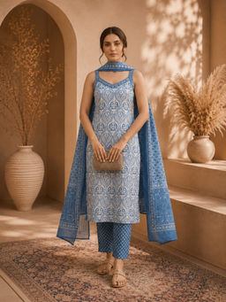 Vastramyaa - Women's Sky Blue Pure Cotton Kurta With Pant & Dupatta