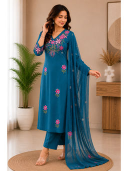 Vastramyaa - Women's Blue Embroidered Cotton Kurta With Pant & Dupatta