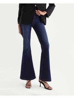 RAREISM - Women Indigo Solid/Plain Cotton Blend Jeans