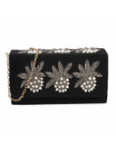 Black color option, Sold out, Currently selected