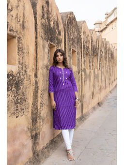 Ragavi - Pri Purple Leheriya Kurta