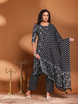 MEENA BAZAAR - Floral Print Black Round Neck Kurta with Pant and Dupatta