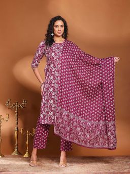 MEENA BAZAAR - Wine Floral Print Round Neck Kurta with Pant and Dupatta