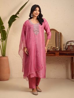 MEENA BAZAAR - Pink Embroidered Round Neck Kurta with Pant and Dupatta