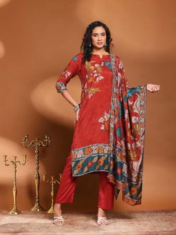 MEENA BAZAAR - Maroon Printed Round Neck Kurta with Pant and Dupatta