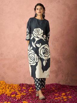 HRITIKA - Black Floral Print Round Neck Kurta with Pant