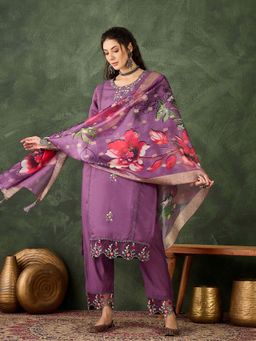 VredeVogel - Lavender Viscose Rayon Kurta with Pant and Dupatta